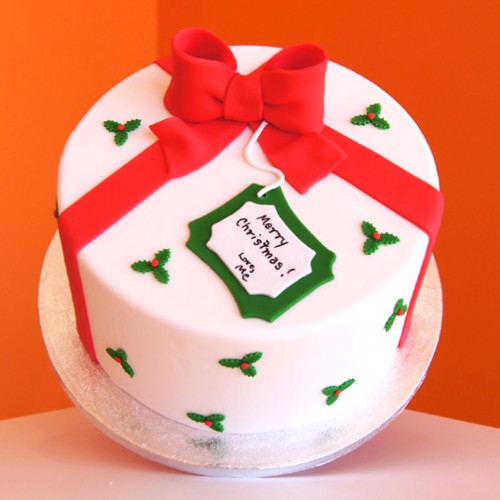 Christmas Gift Theme Fondant Cake Delivery in Greater Noida