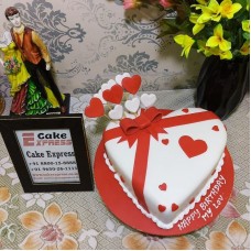 Romantic Heart Fondant Cake