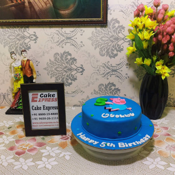 George Pig Blue Fondant Cake