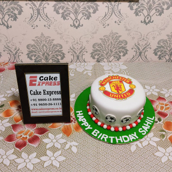 Manchester United Fondant Cake