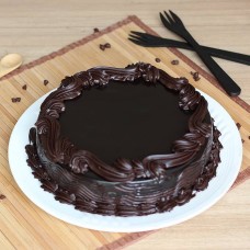 Artistic Chocolate Pleasure Cake
