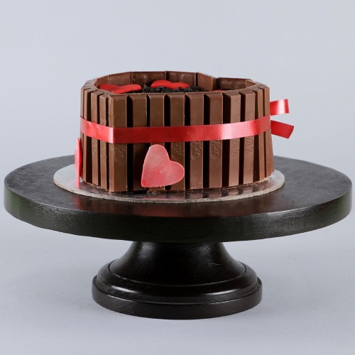 Heart Shaped KitKat Cake Delivery in Greater Noida
