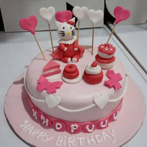 Hello Kitty Party Fondant Cake Delivery in Greater Noida